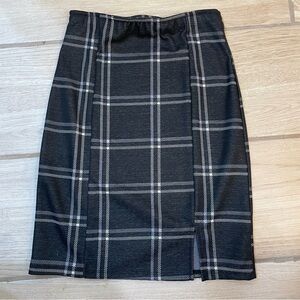 NWOT Plaid Pencil Skirt